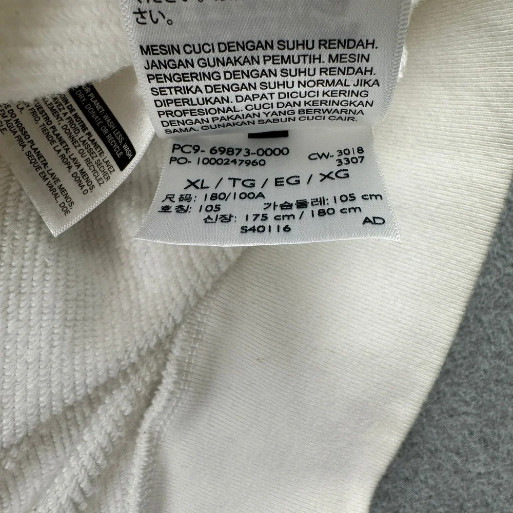 Levis before purchasing